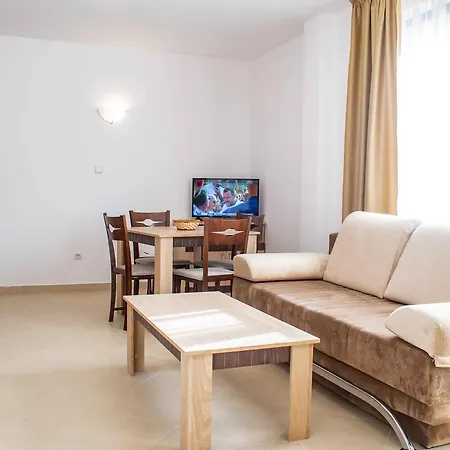 Puldin Suites アパートホテル *