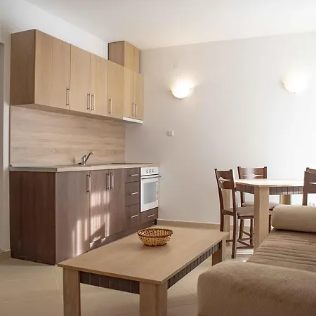 Puldin Suites アパートホテル