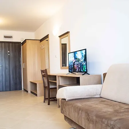 アパートホテル Puldin Suites サニービーチ